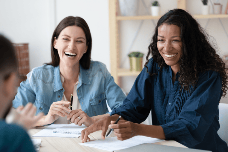 employees-smiling